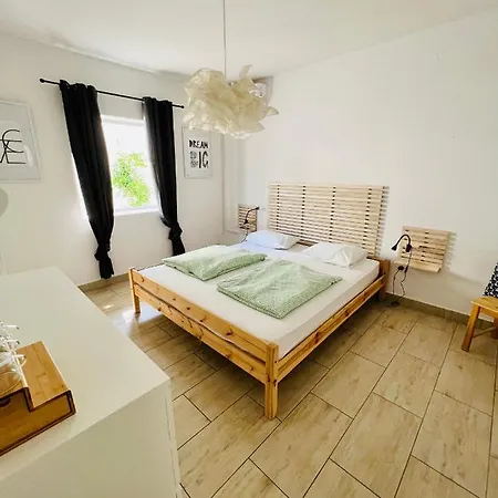 Dvoshko Pensjonat Hvar Town